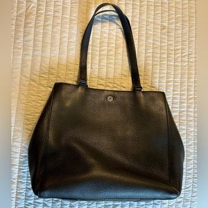 Dagne Dover black leather medium Allyn tote